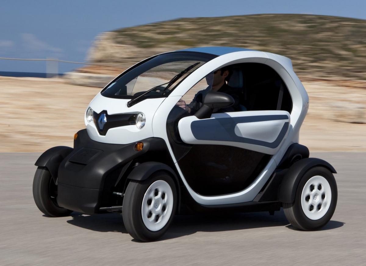 Сравнение Рено Твизи и Смарт Форфоур, что лучше Renault Twizy или Smart  Forfour