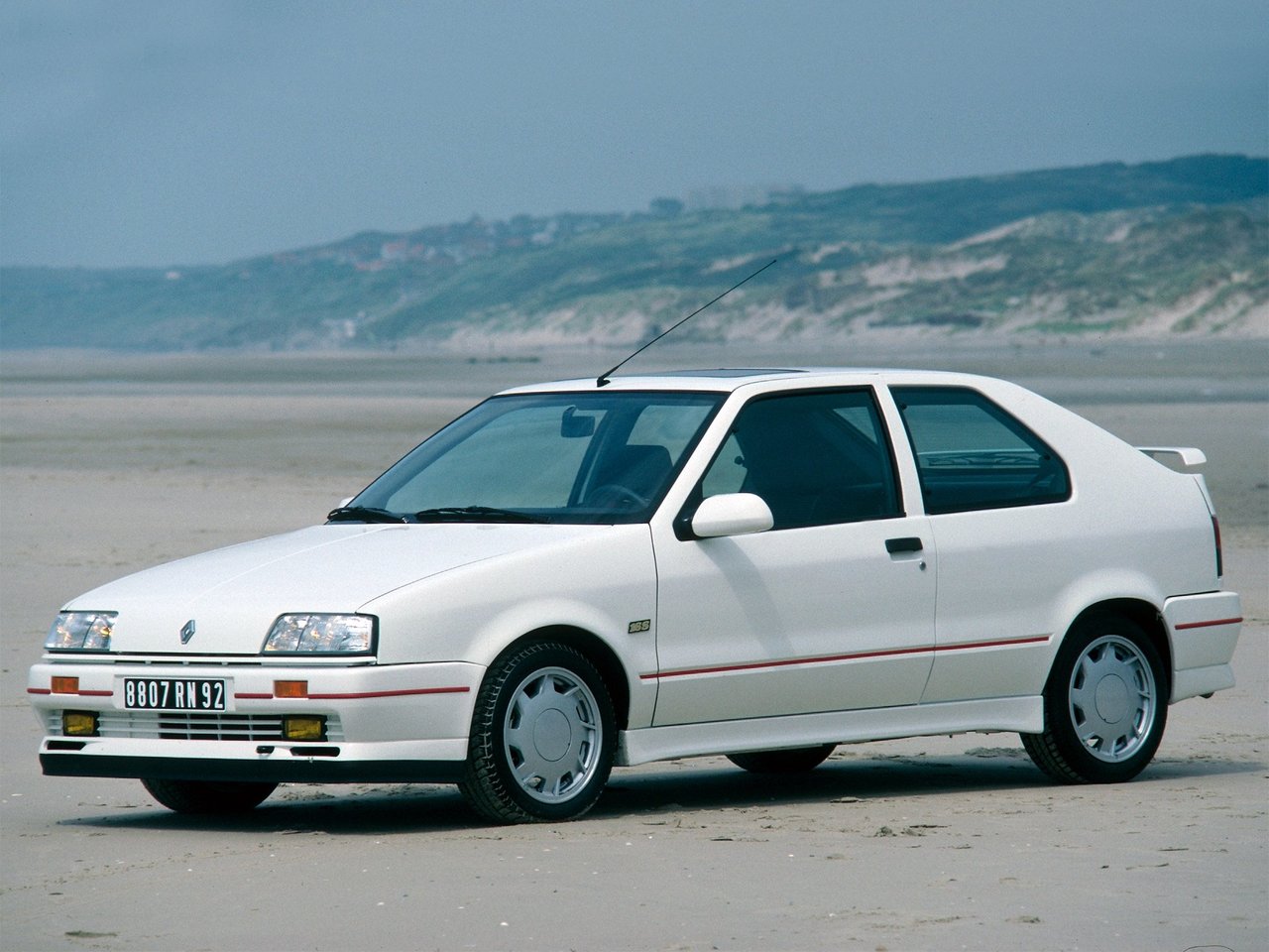 Фото Renault 19 I