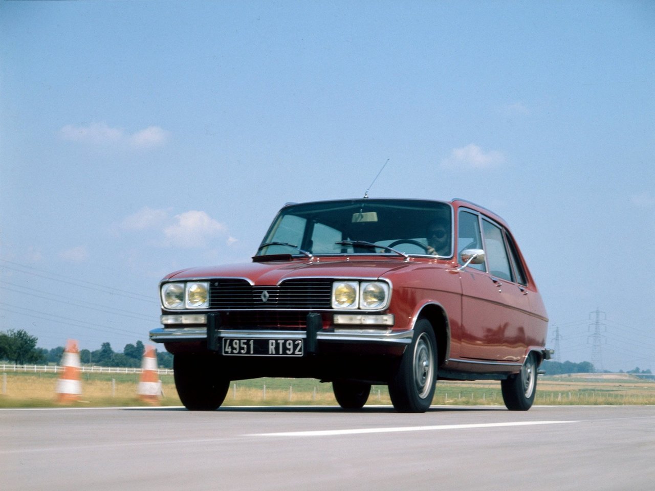 Фото Renault 16 I