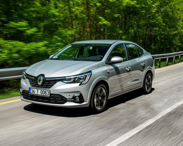 Фото Renault Taliant I Седан