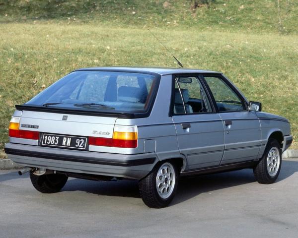 Фото Renault 11 I Хэтчбек 5 дв.