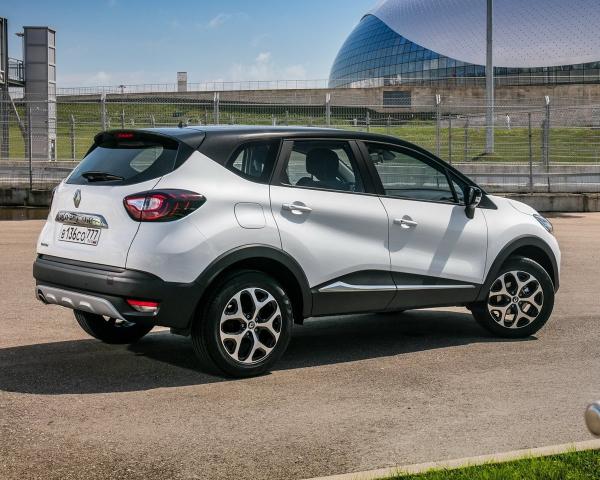 Фото Renault Kaptur I Внедорожник 5 дв.