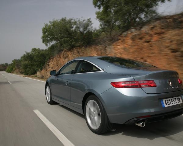 Фото Renault Laguna III Купе