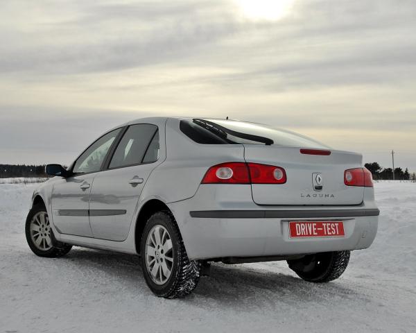 Фото Renault Laguna II Рестайлинг Лифтбек