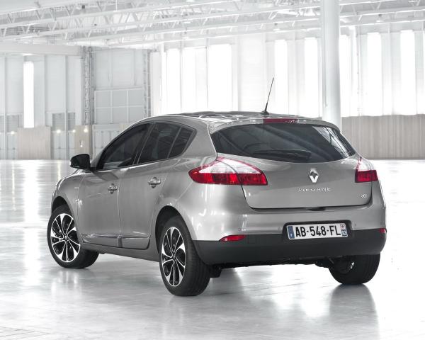 Фото Renault Megane III Рестайлинг 2 Хэтчбек 5 дв.