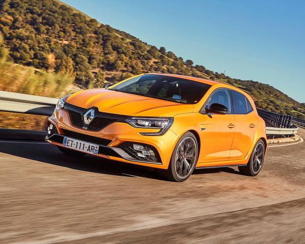 Фото Renault Megane RS IV Хэтчбек 5 дв.