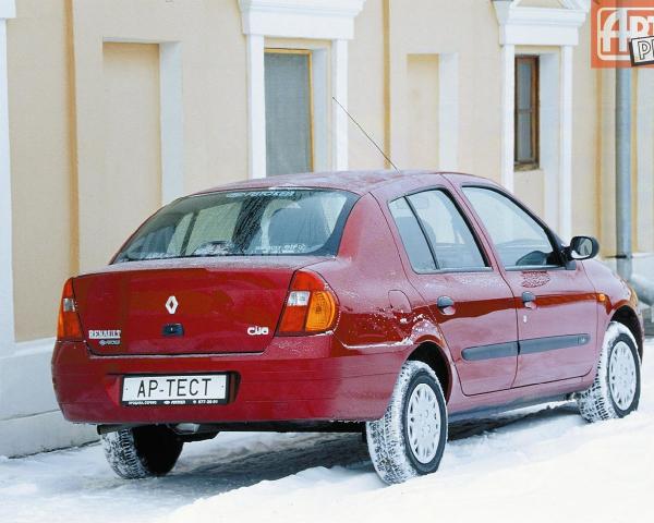 Фото Renault Symbol I Рестайлинг Седан