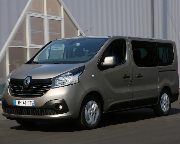 Фото Renault Trafic III Минивэн