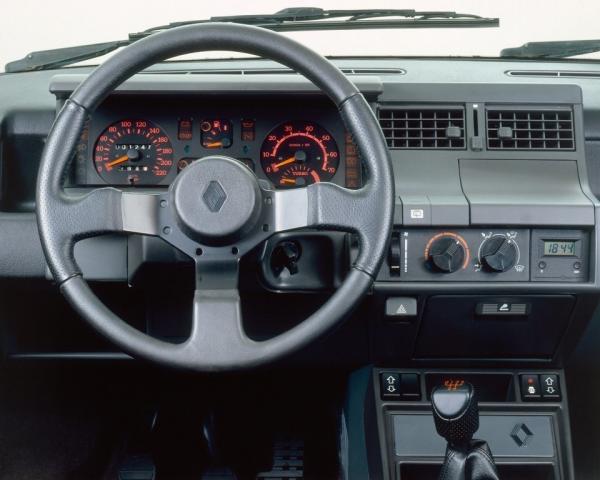 Фото Renault 5 II Хэтчбек 5 дв.