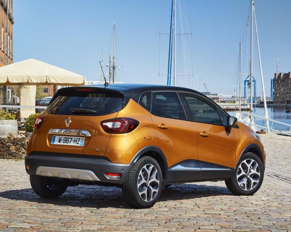 Фото Renault Captur I Рестайлинг Внедорожник 5 дв.