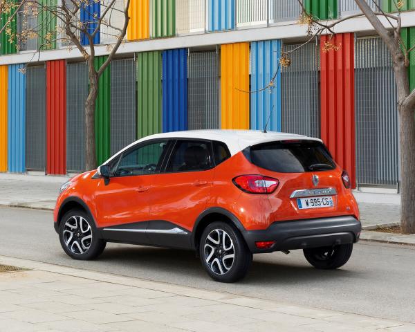 Фото Renault Captur I Внедорожник 5 дв.