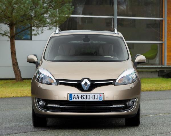 Фото Renault Scenic III Рестайлинг 2 Компактвэн Grand