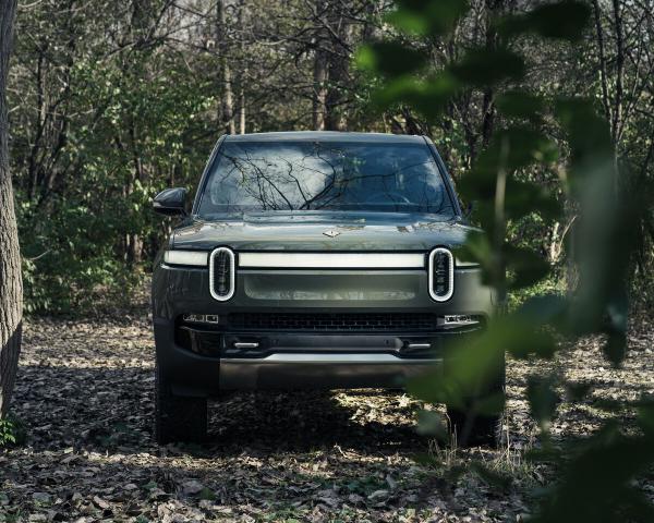 Фото Rivian R1T I Пикап Двойная кабина