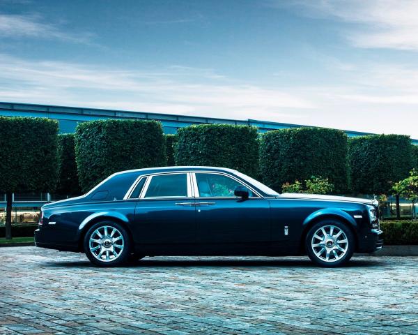 Фото Rolls-Royce Phantom VII Рестайлинг (Series II) Седан