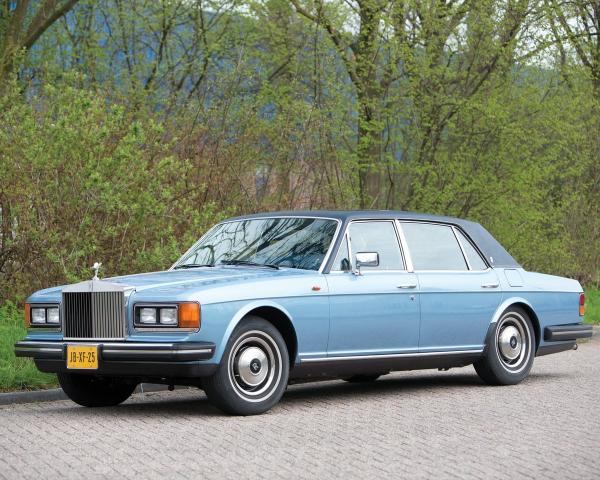 Фото Rolls-Royce Silver Spur Mark I Седан