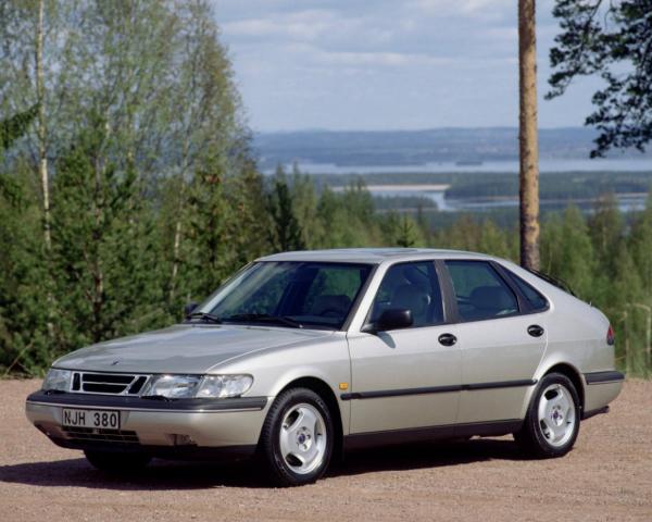 Фото Saab 900 II Хэтчбек 5 дв.