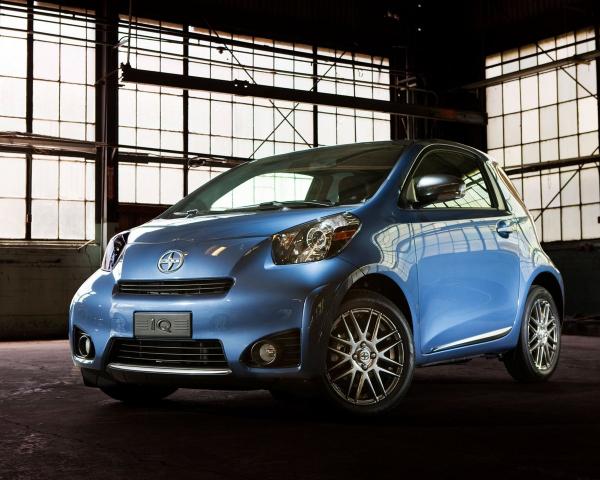 Фото Scion iQ I Хэтчбек 3 дв.