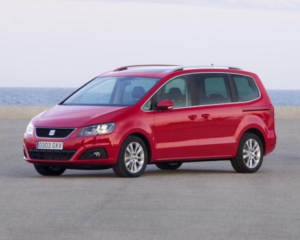 Фото Seat Alhambra II Минивэн