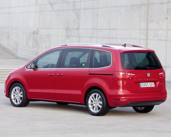 Фото Seat Alhambra II Минивэн