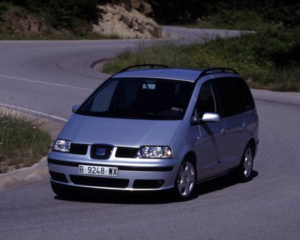 Фото Seat Alhambra I Рестайлинг Минивэн