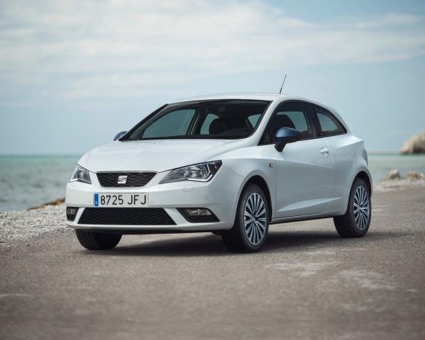 Фото Seat Ibiza IV Рестайлинг 2 Хэтчбек 3 дв.