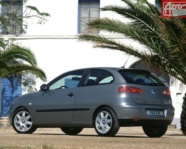 Фото Seat Ibiza III Хэтчбек 3 дв.