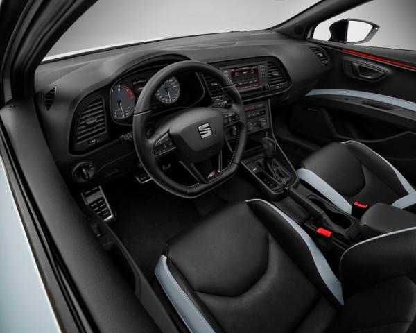 Фото Seat Ibiza Cupra IV Рестайлинг Хэтчбек 3 дв.