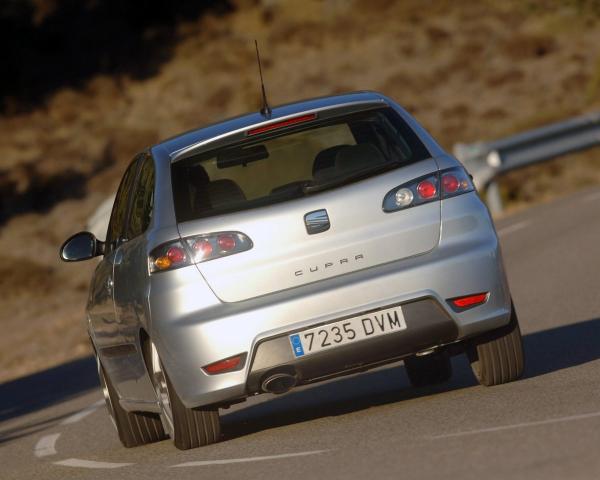 Фото Seat Ibiza Cupra III Хэтчбек 3 дв.