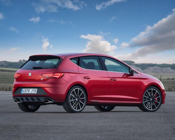 Фото Seat Leon Cupra III Рестайлинг Хэтчбек 5 дв.