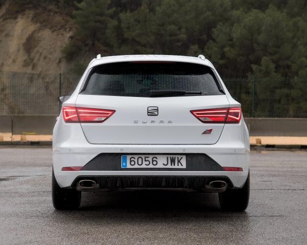 Фото Seat Leon Cupra III Рестайлинг Универсал 5 дв.