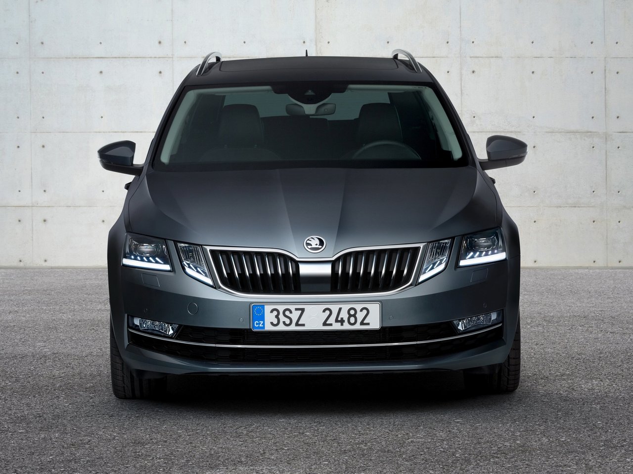 Характеристики 1.5 AMT Газ/бензин, Передний привод, Робот, 130 л.с. Skoda  Octavia 3 поколение (A7) Рестайлинг 2017 - сегодня, Универсал 5 дв.