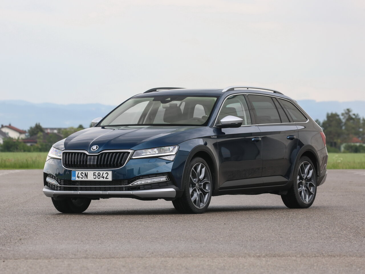 Фото Skoda Superb III Рестайлинг