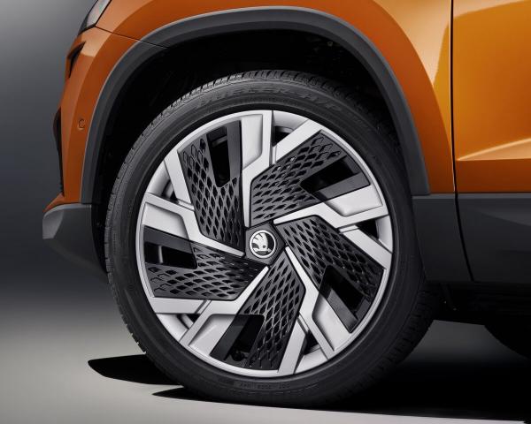 Фото Skoda Karoq I Рестайлинг Внедорожник 5 дв.