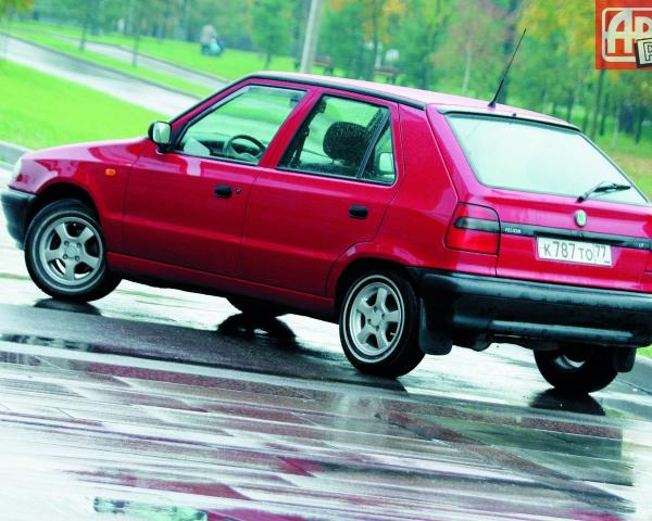 Фото Skoda Felicia I Хэтчбек 5 дв.