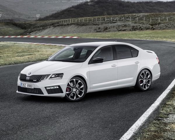 Фото Skoda Octavia RS III Рестайлинг Лифтбек