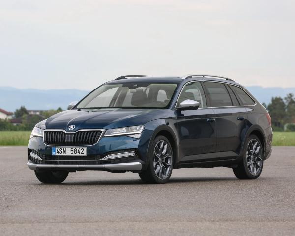 Фото Skoda Superb III Рестайлинг Универсал 5 дв. Scout