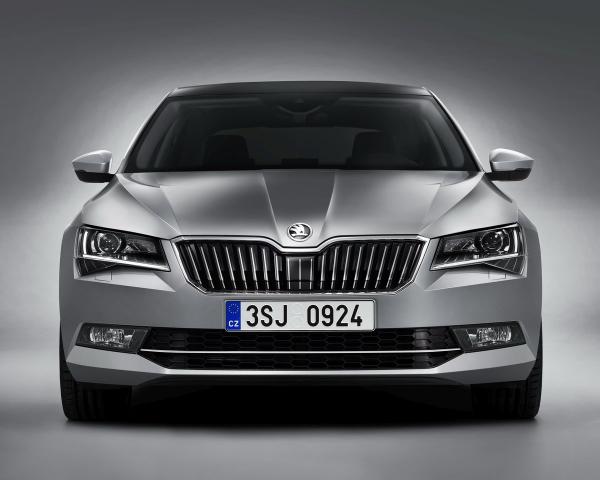 Фото Skoda Superb III Лифтбек