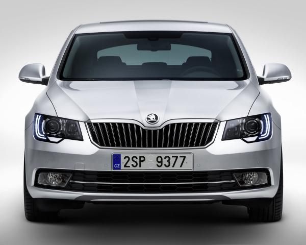 Фото Skoda Superb II Рестайлинг Лифтбек