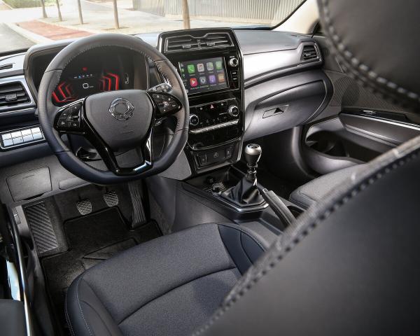 Фото SsangYong Tivoli I Рестайлинг Внедорожник 5 дв.