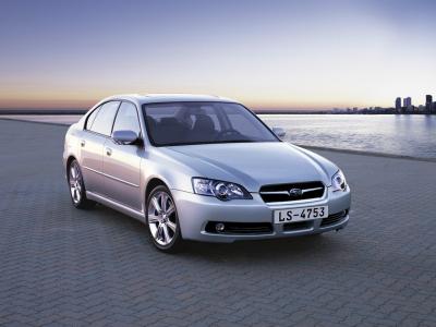 Фото Subaru Legacy IV Седан