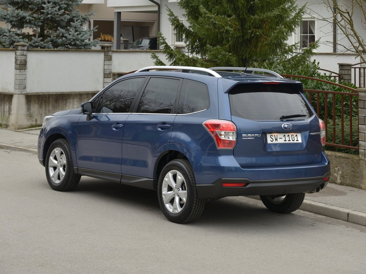 Фото Subaru Forester IV