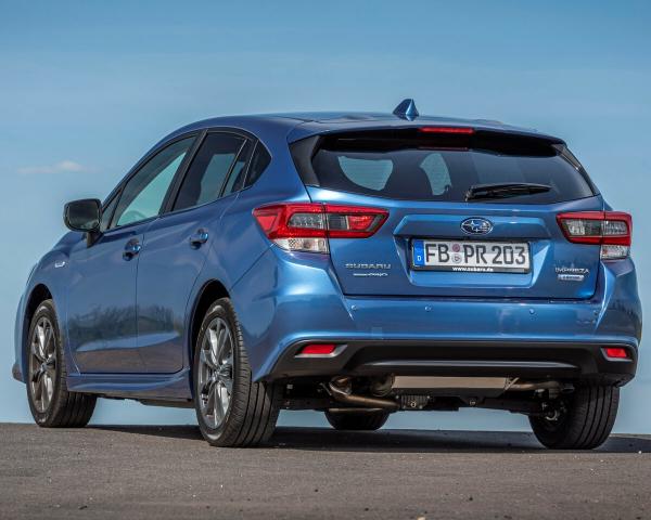 Фото Subaru Impreza V Рестайлинг Хэтчбек 5 дв.