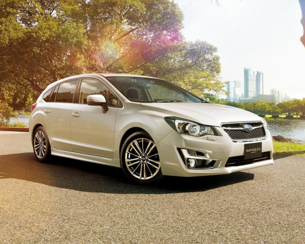 Фото Subaru Impreza IV Рестайлинг Хэтчбек 5 дв.