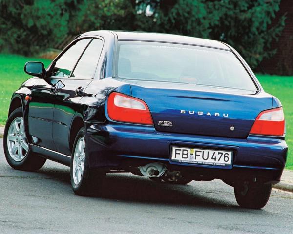 Фото Subaru Impreza II Рестайлинг 1 Седан