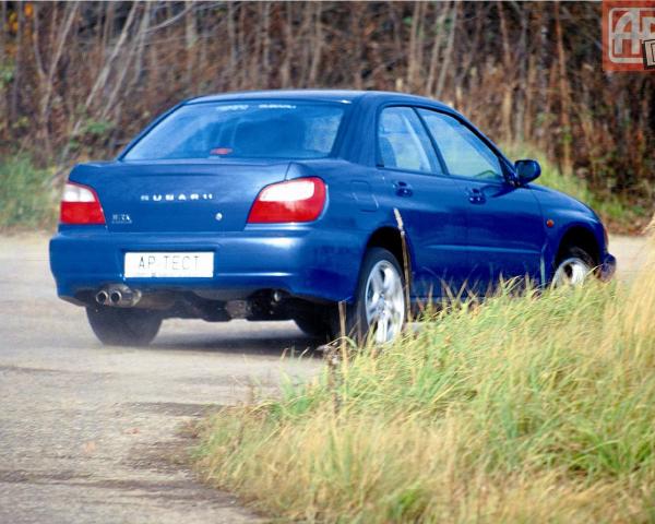 Фото Subaru Impreza II Седан