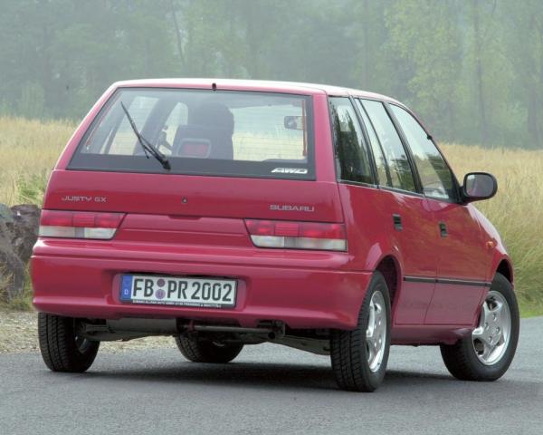 Фото Subaru Justy II Хэтчбек 5 дв.