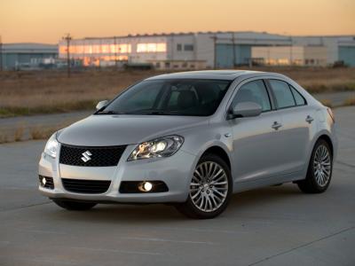 Фото Suzuki Kizashi I Седан