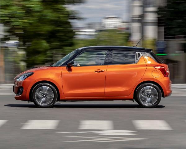 Фото Suzuki Swift V Рестайлинг Хэтчбек 5 дв.