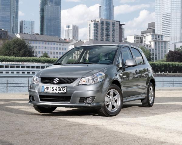 Фото Suzuki SX4 I (Classic) Рестайлинг Хэтчбек 5 дв.