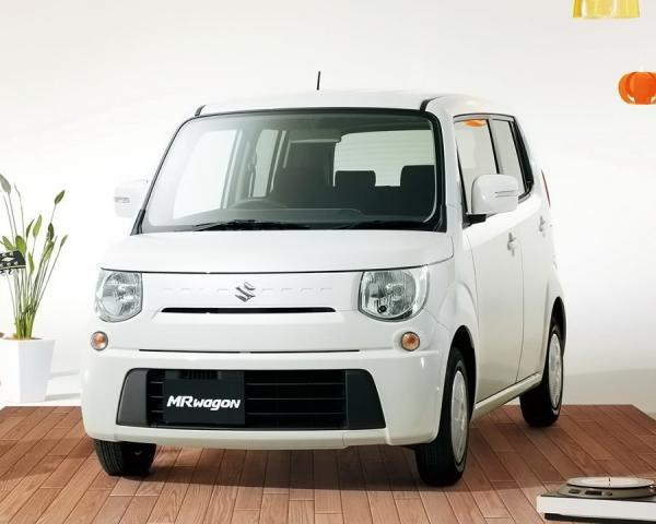 Фото Suzuki MR Wagon III Микровэн